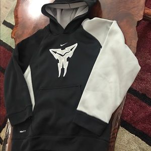 Nike Fit Therma hoodie Y/M 10-12